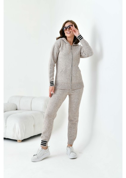 Kadın Çizgi Detaylı İkili Takım Taş 20661 fırsatları