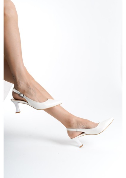Kas Beyaz Mat Stiletto Arkası Açık Kadeh Topuklu Ayakkabı fiyatları