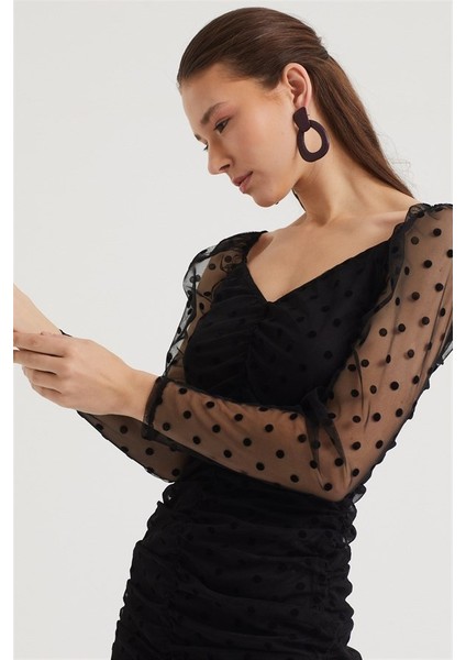 Kadın Mini Elbise Tüllü Puantiyeli V Yaka Uzun Kol %80 Pamuk %20 Polyester Kumaş/Siyah indirimleri