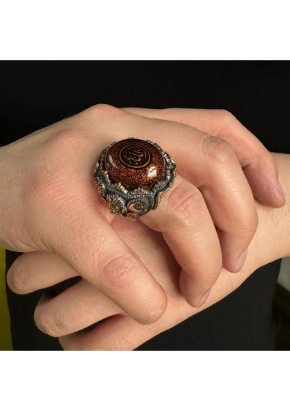 925 Ayar Gümüş Kehribar Taşlı Ayetel Kursi Işlemeli Aslan Motifli Erkek Yüzük modelleri