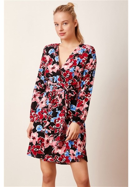 Kadın Mini Elbise V Yaka Çiçek Desenli Kuşak Bağlamalı Esnek Penye Kumaş