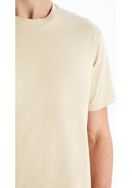 Bisiklet Yaka Kısa Kollu Penye Erkek Dokulu Tişört fiyatları