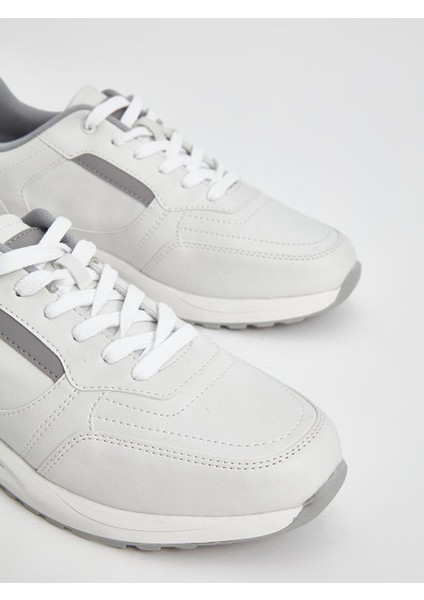 Bağcıklı Erkek Spor Ayakkabı modelleri