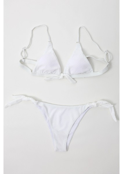 Kadın Beyaz Ip Bağlamalı Astarlı Üçgen Bikini Takım HZL24S-LC2228