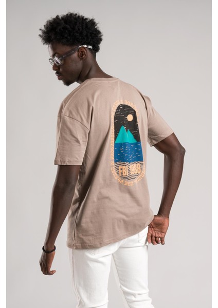 Fbı Yarım Oversize (Hafif Bol Kesim) Arkası Baskılı Pamuklu T-Shirt fırsatları
