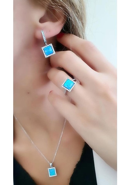 Zirkon taş detaylı opal taşlı italyan 925 ayar gümüş kare set takım fiyatları
