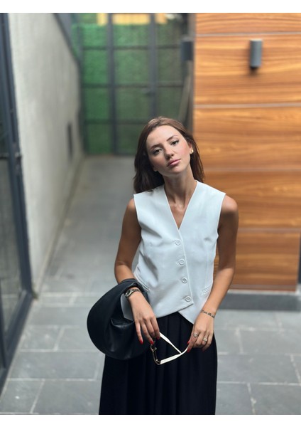 Beyaz Dokuma Yelek