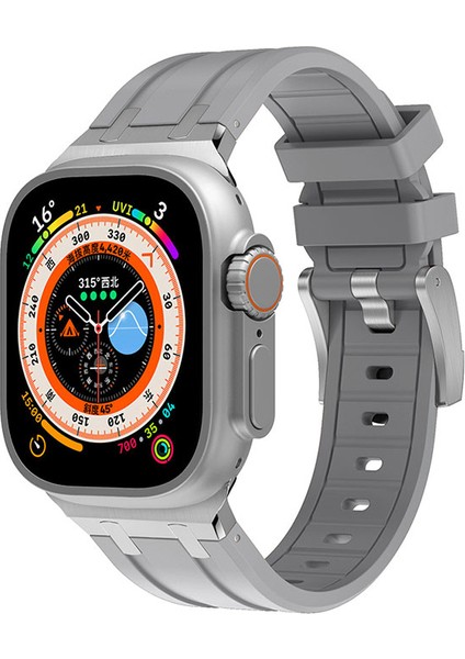 Apple Watch Ultra 49MM Uyumlu Kordon Silikon Metal Tokalı Soft Yüzey Krd-89 Kayış, Gümüş