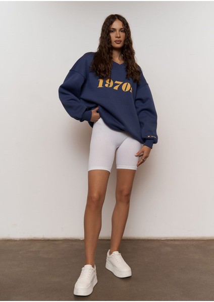 Mai 1970S Indigo Oversize Unisex Sweatshirt