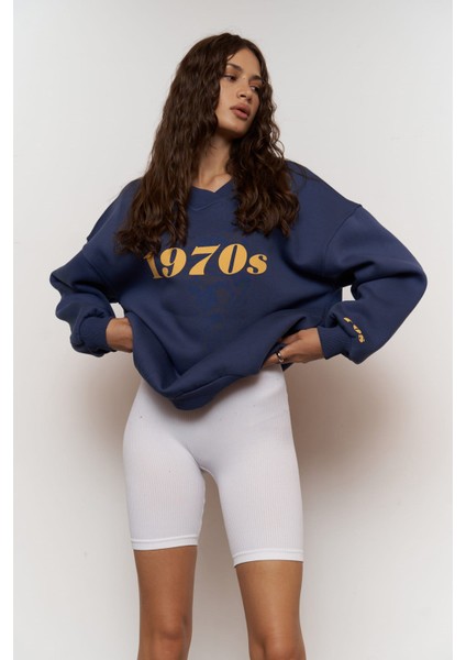 Mai 1970S Indigo Oversize Unisex Sweatshirt
