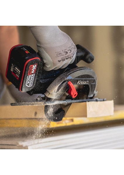 KUE15.9 20VOLT 185MM Kömürsüz Profesyonel Daire Testere (Akü Dahil Değildir)