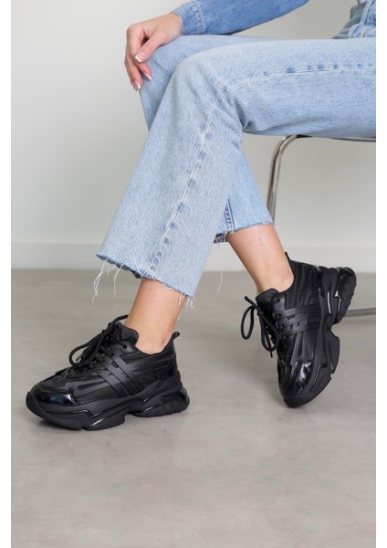 K151 Model 5 cm Tabanlı Yeni Sezon Spor Ayakkabı Sıyah fiyatları