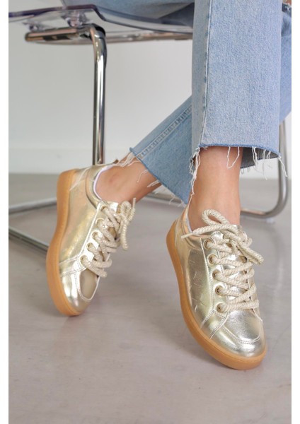 RS2452 Model 3 cm Tabanlı Spor Ayakkabı Altın