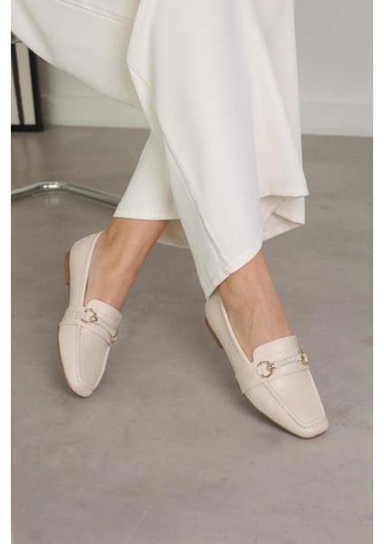 MR2077 Model 2 cm Topuklu Aksesuar Detaylı Babet Loafer Ten