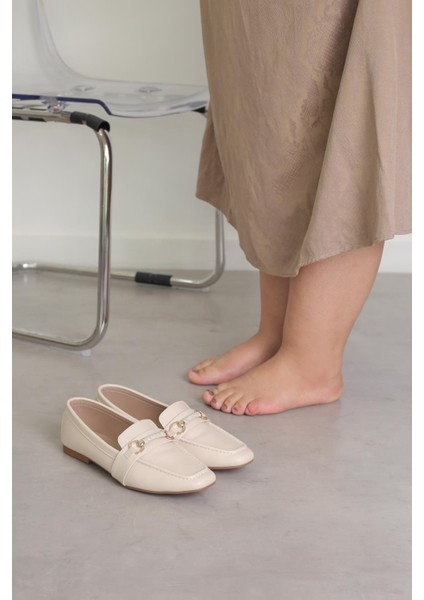MR2077 Model 2 cm Topuklu Aksesuar Detaylı Babet Loafer Ten