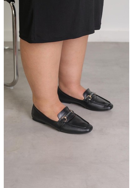MR2077 MODEL 2 CM TOPUKLU AKSESUAR DETAYLI BABET LOAFER SIYAH modelleri