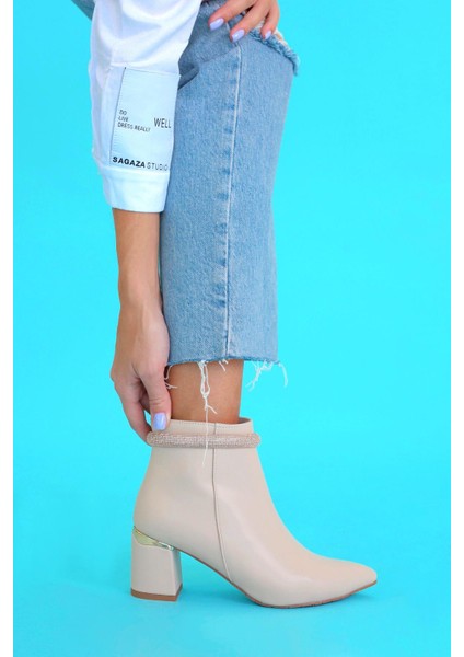 Ladyaa 5 cm Topuklu Taş Detaylı Bot Ten fırsatları