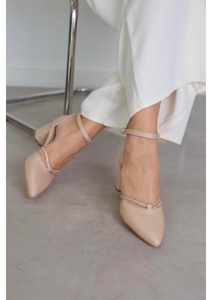 Jodi Model 5cm Topuklu Taşlı Ayakakbı Nut.saten