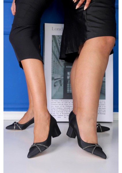 S2718 Model 5 cm Topuklu Taş Detaylı Ayakakbı Sıy.saten