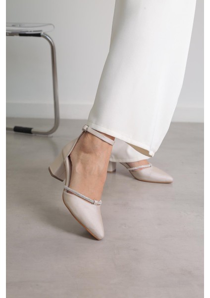 Jodi Model 5cm Topuklu Taşlı Ayakakbı Ten.saten fiyatları