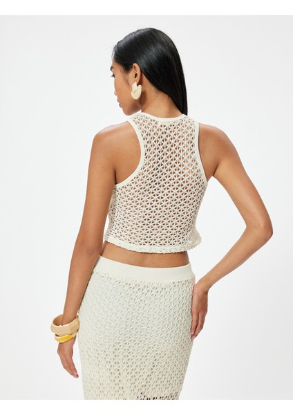 x Melis Ağazat - Crop Halter Yaka Kroşe Üst