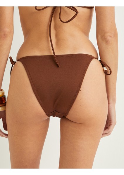 x Şahika Ercümen - Parlak Ipli Bikini Altı Boncuk Detaylı Astarlı fırsatları