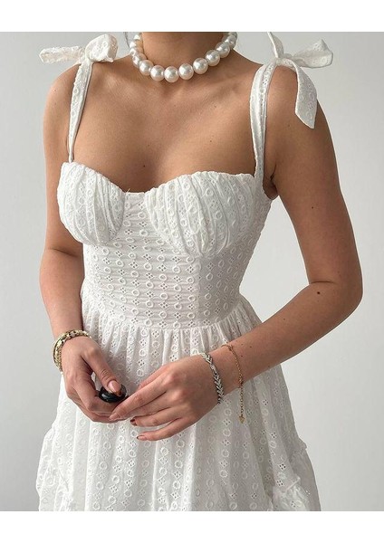 Askısı Bağlamalı Mini Güpür Elbise