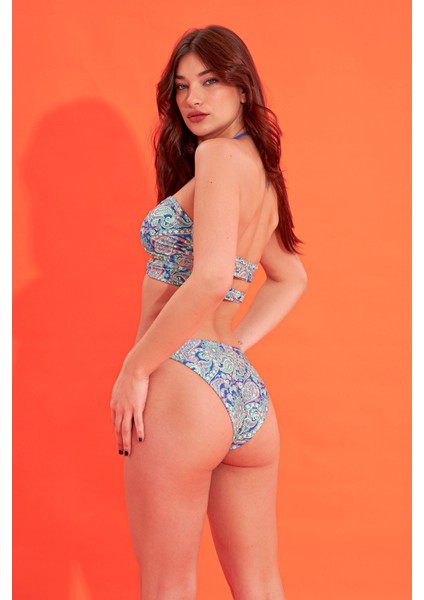 Renkli Marana Boyundan Bağlamalı Tek Üst Bikini modelleri