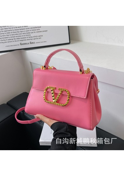 Sınır Ötesi Omuz Kadın Çantası 2024 Yeni Stil Basit Moda Üst Düzey Elde Tutulan Crossbody Çanta Yabancı Stil Çanta (Yurt Dışından)