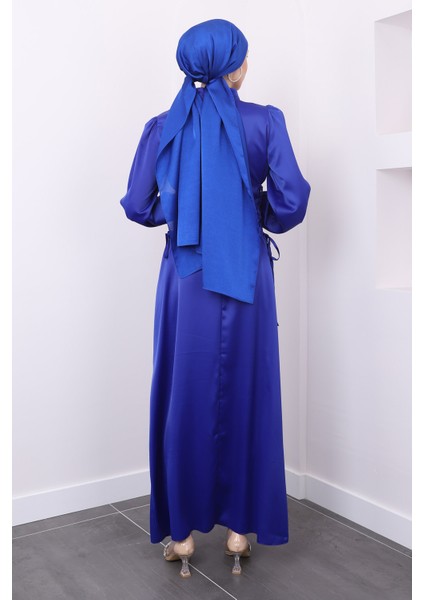 Saks Mavi Yan Detaylı Saten Abiye indirimleri