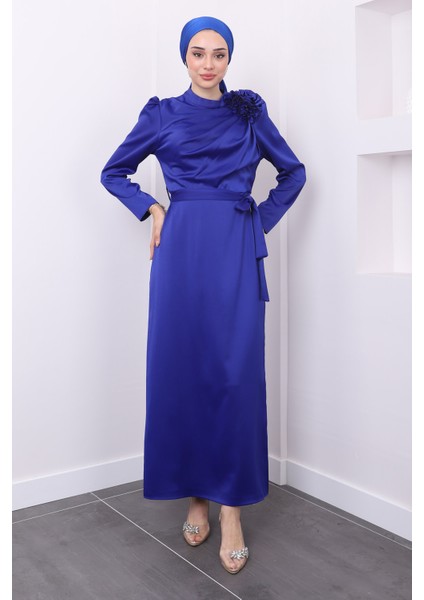 Saks Ön Detaylı Bronşlu Saten Abiye