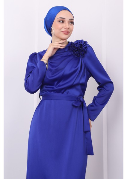 Saks Ön Detaylı Bronşlu Saten Abiye