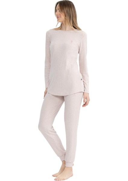 Kadın Pembe Yuvarlak Yaka Pijama Takımı