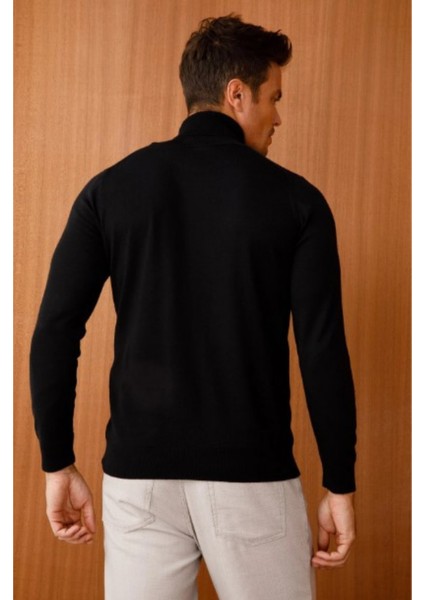 Erkek Siyah Renk Tam Balıkçı Yaka Regular Fit Tüylenme Yapmayan Triko Kazak modelleri