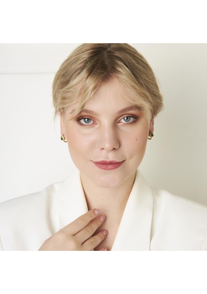 Yeşil Damlalı Taş Küpe fırsatları