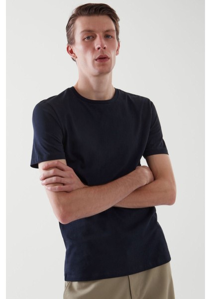 Lacivert Basic Erkek Slim Fit Pamuklu Kısa Kollu Bisiklet Yaka T-Shirt