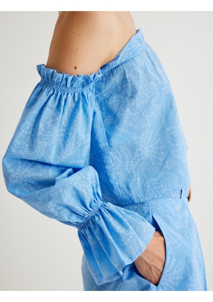 x Melis Ağazat - Fırfırlı Crop Omzu Açık Üst Çiçekli Uzun Kollu indirimleri