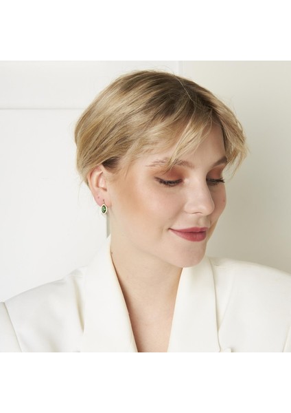 Zarif Yeşil Taşlarla Su Damlası Küpeler fırsatları