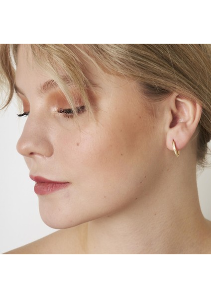 Tek Sıra Taşlı Küpeler indirimleri