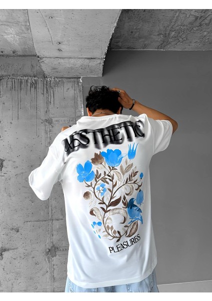 Oversize Dokulu Sırt Baskılı T-Shirt Beyaz