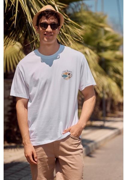 Erkek Beach Beyaz Baskılı Bisiklet Yaka Regular Fit Tişört