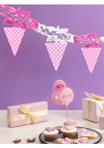 Pembe Puantiyeli Zincir Bayrak