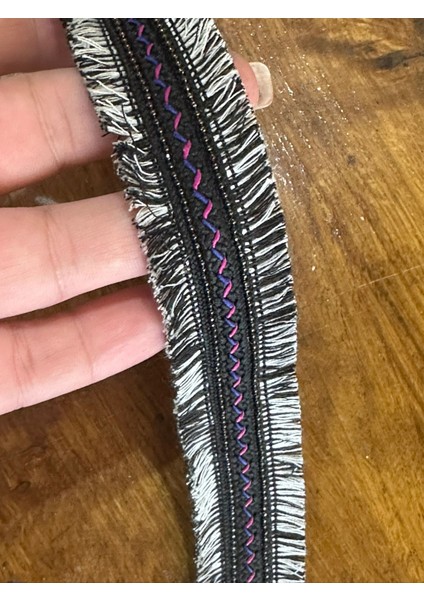 Lila Mor Desenli Renkli Çift Püsküllü Şerit Dikiş Giyim Aksesuarı En 3 cm (1 Metre )