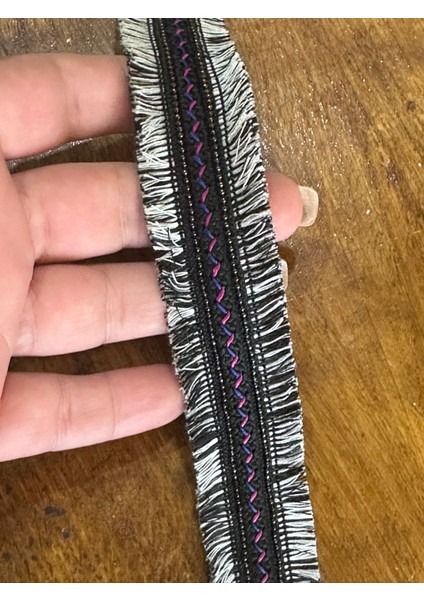 Lila Mor Desenli Renkli Çift Püsküllü Şerit Dikiş Giyim Aksesuarı En 3 cm (1 Metre ) modelleri