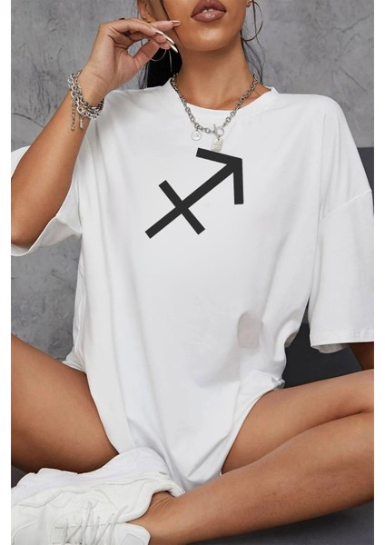 Yay Burcu Simgeli Baskılı Pamuklu Unisex Oversize Tişört fırsatları