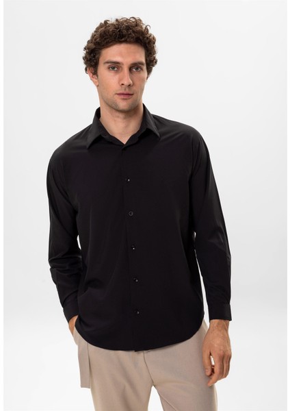 Siyah Rahat Kalıp Erkek Gömlek