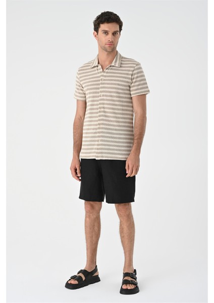 Bej Kısa Kollu Çizgili Erkek Triko Gömlek