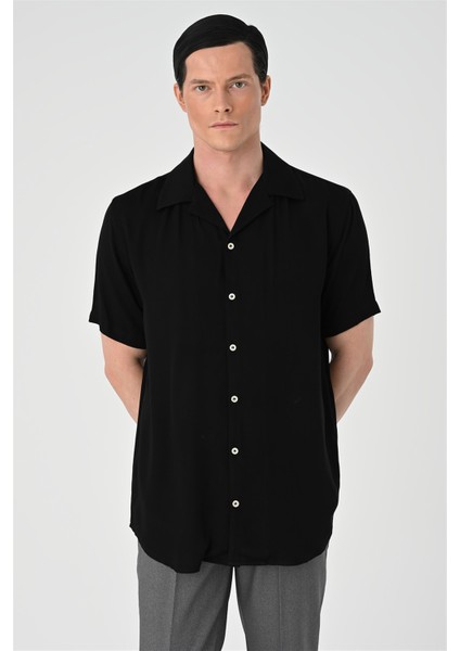 Siyah Apaş Yaka Oversize Kısa Kollu Erkek Gömlek modelleri
