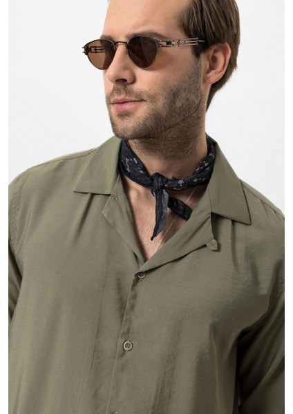 Haki Apaş Yaka Uzun Kollu Erkek Gömlek fırsatları