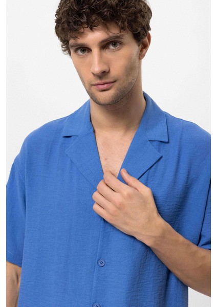 Saks Apaş Yaka Oversize Kısa Kollu Erkek Gömlek fırsatları